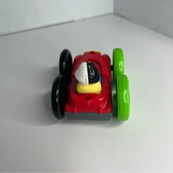 Vintage 1998 McDonald's Disney 101 Dalmatians Flip Car Cruella De Vil Puppy Dog - Picture 7 of 11